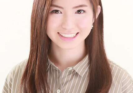 プロフィール写真の服装　白い服について